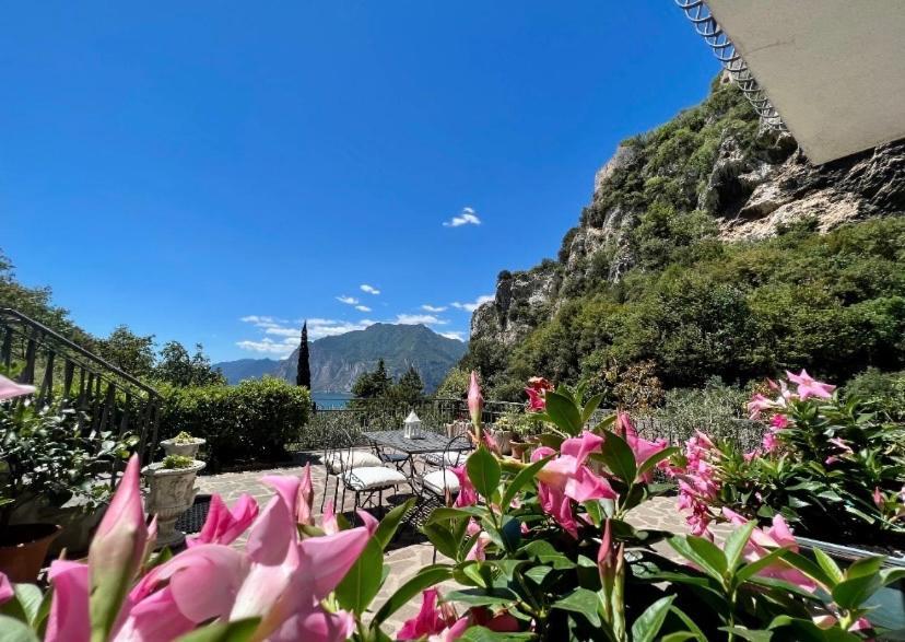 Viewlake Apartment Torbole Sul Garda Exterior photo